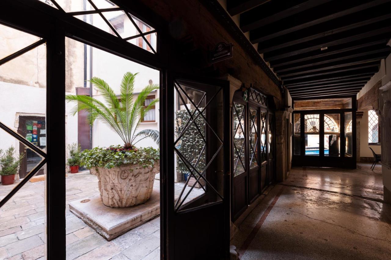 Residence Ca' Foscolo Benátky Exteriér fotografie